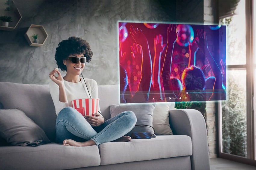 Lenovo anuncia óculos que funcionam como monitor externo para telemóveis e computadores