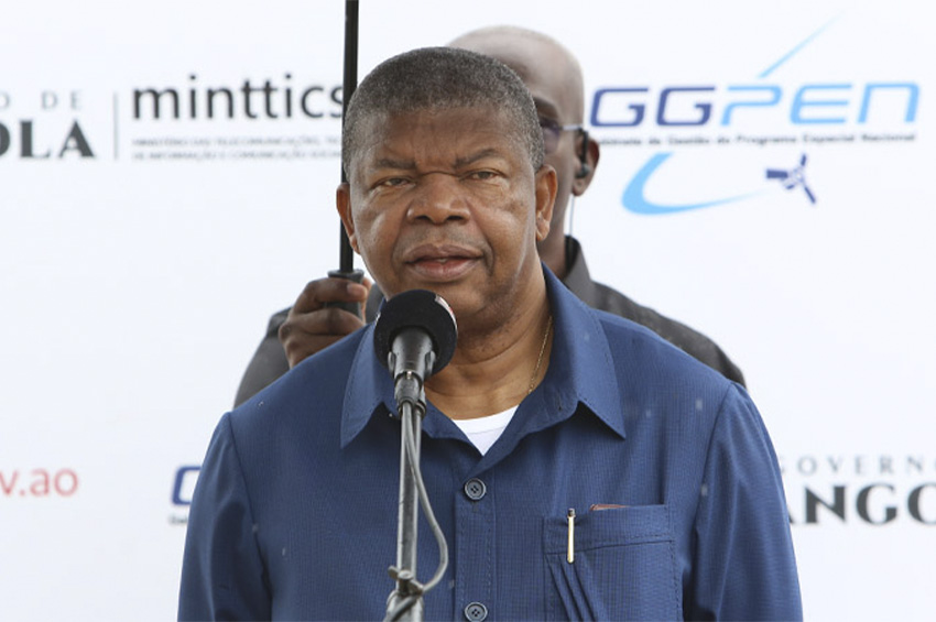 Presidente da República inaugura Centro de Controlo e Missão de Satélites