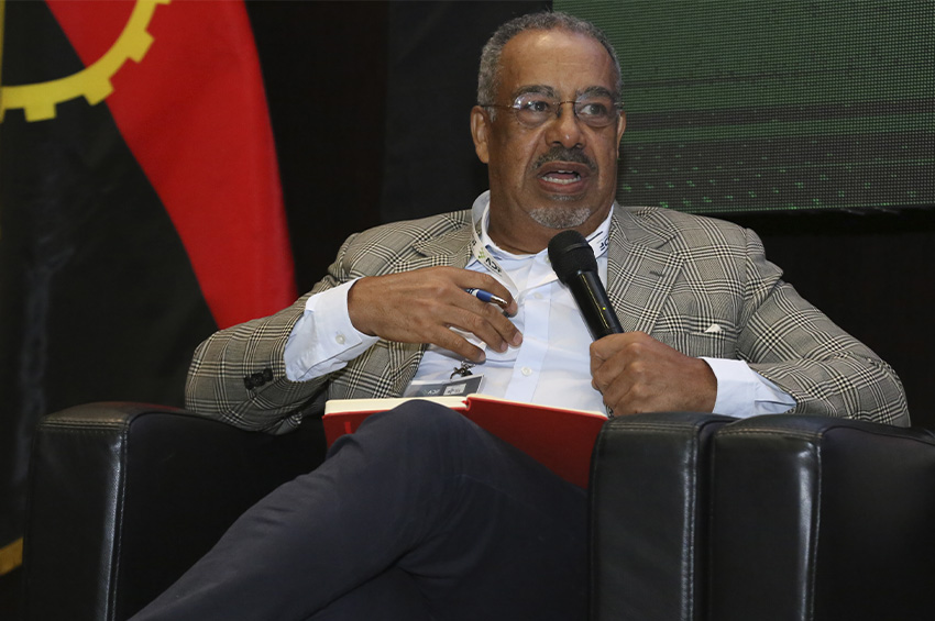 Carlos Rosado enaltece papel das tecnologias nas finanças, mas critica o seu baixo aproveitamento pelo Estado